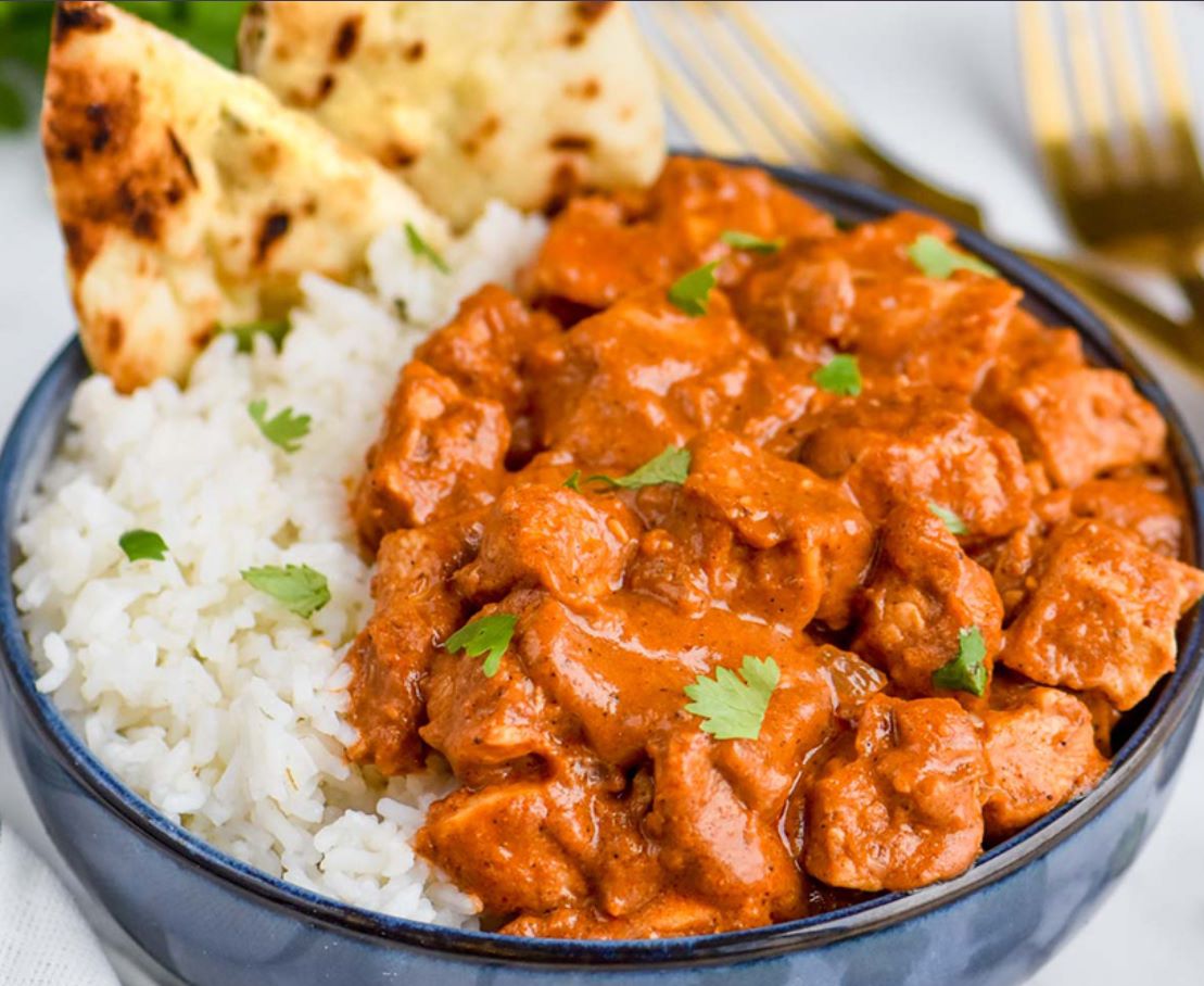 Tumi Dishes Butter Chicken served with Rice/Naan Bread