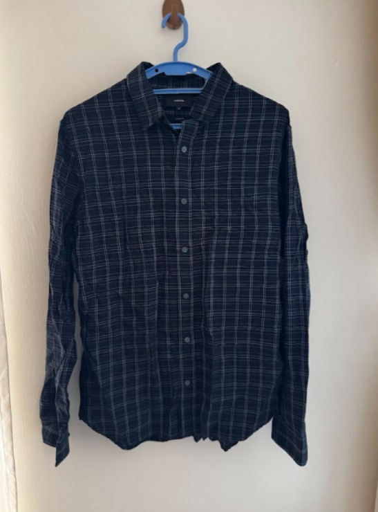 Preloved Vince Men’s Classic Fit Navy Check Shirt
