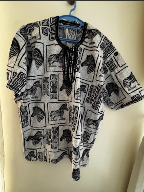 Preloved Black and White Zebra Print African Shirt