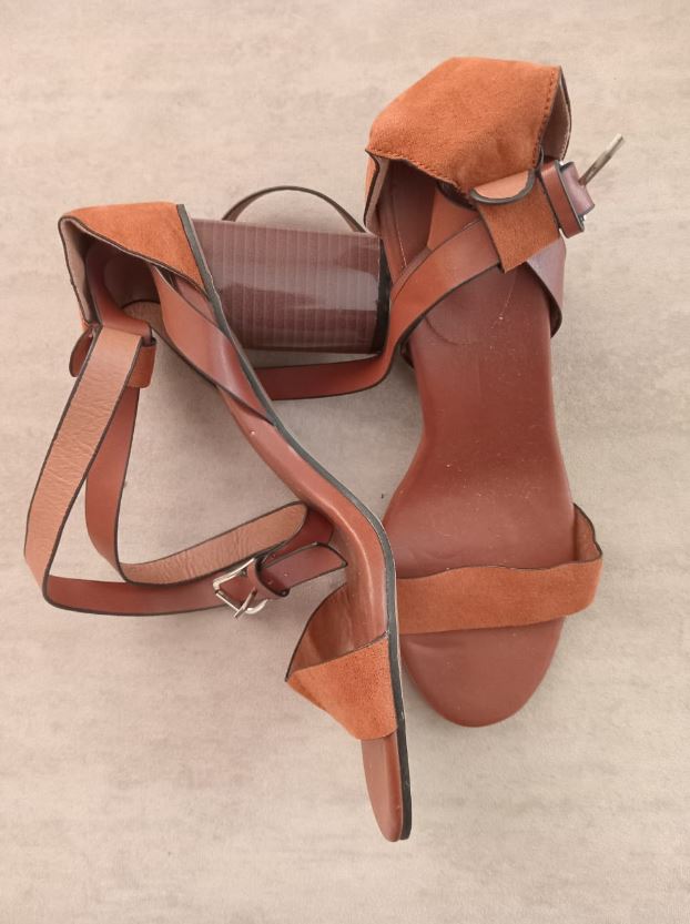 Preloved Multi-Strap Block Heel Sandal | Size 42