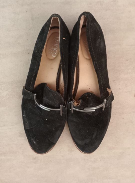 Preloved Classic Buckle Detail Black Loafers