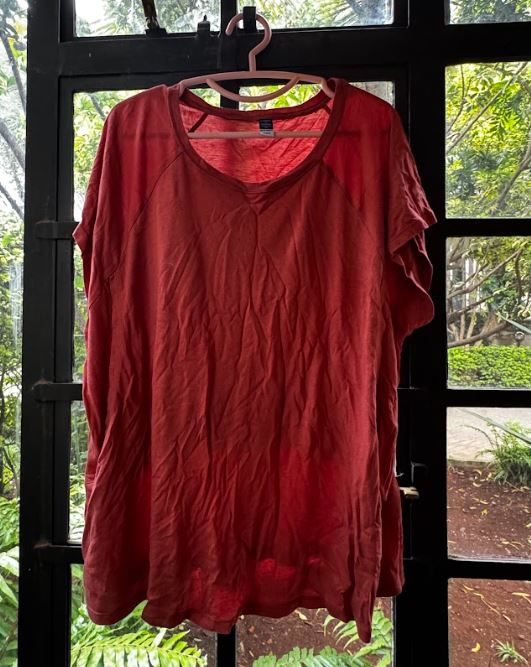 Preloved Old Navy nursing tee - XL
