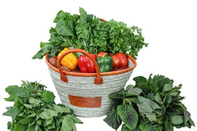 Fresh Bundles (2 bunches each Terere, Spinach, Dhania)(1kg Tomatoes, 1kg Onions)(2kg Potatoes)(500gm Tricolour Capsicum)(1 bunch Managu) - Bouquet Veggie Extra Extra