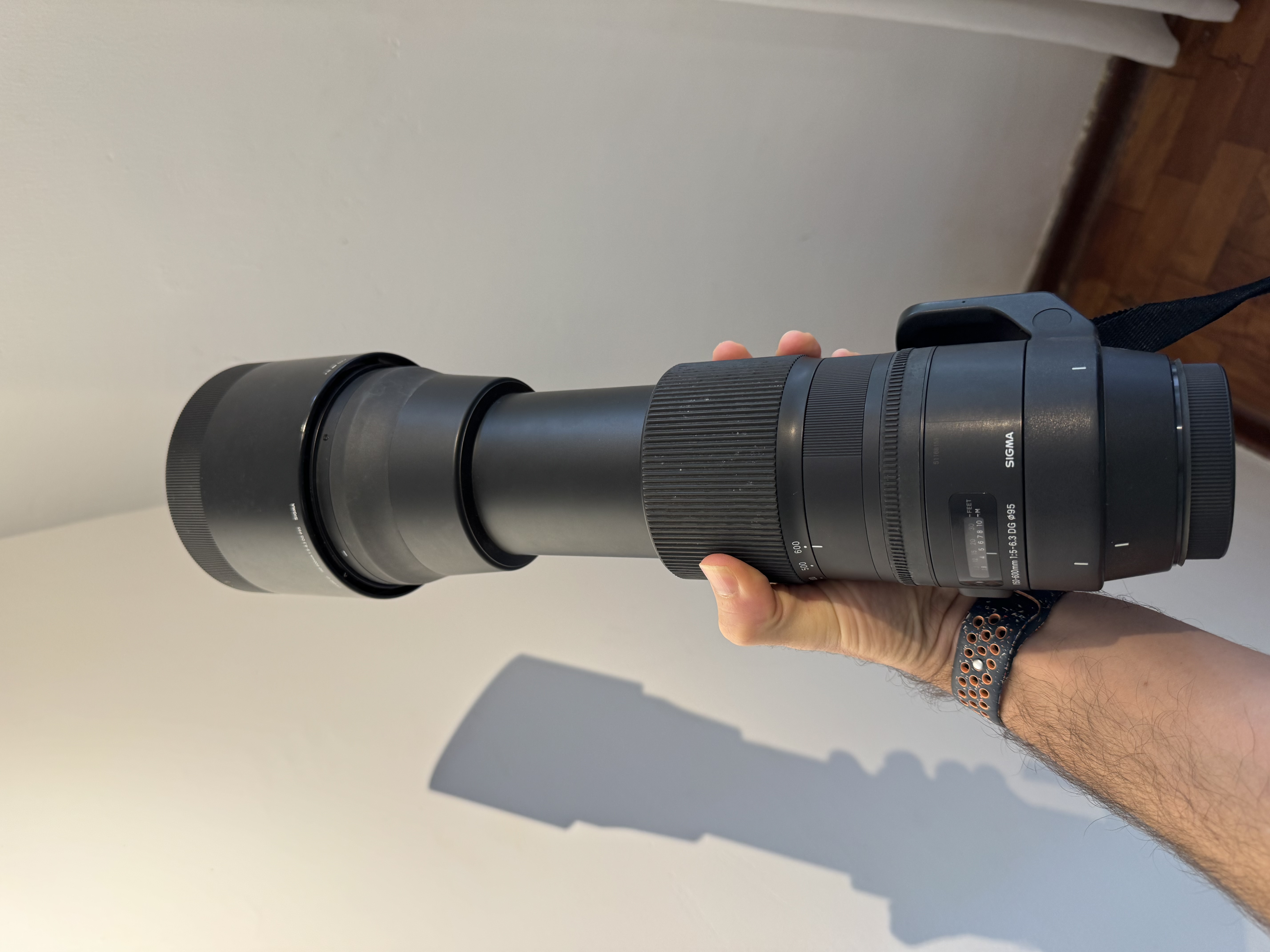 Sigma 150-600mm f/5-6.3 DG OS HSM Lens for Canon + B+W Polarizing Filter 2