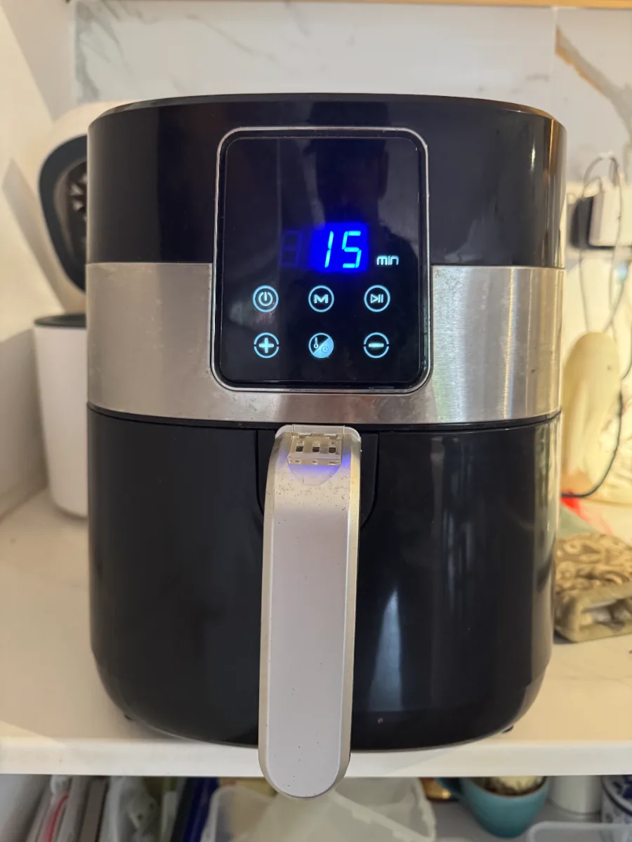 Ramtons Oil-Free Digital Air Fryer (Black & Stainless Steel) 2