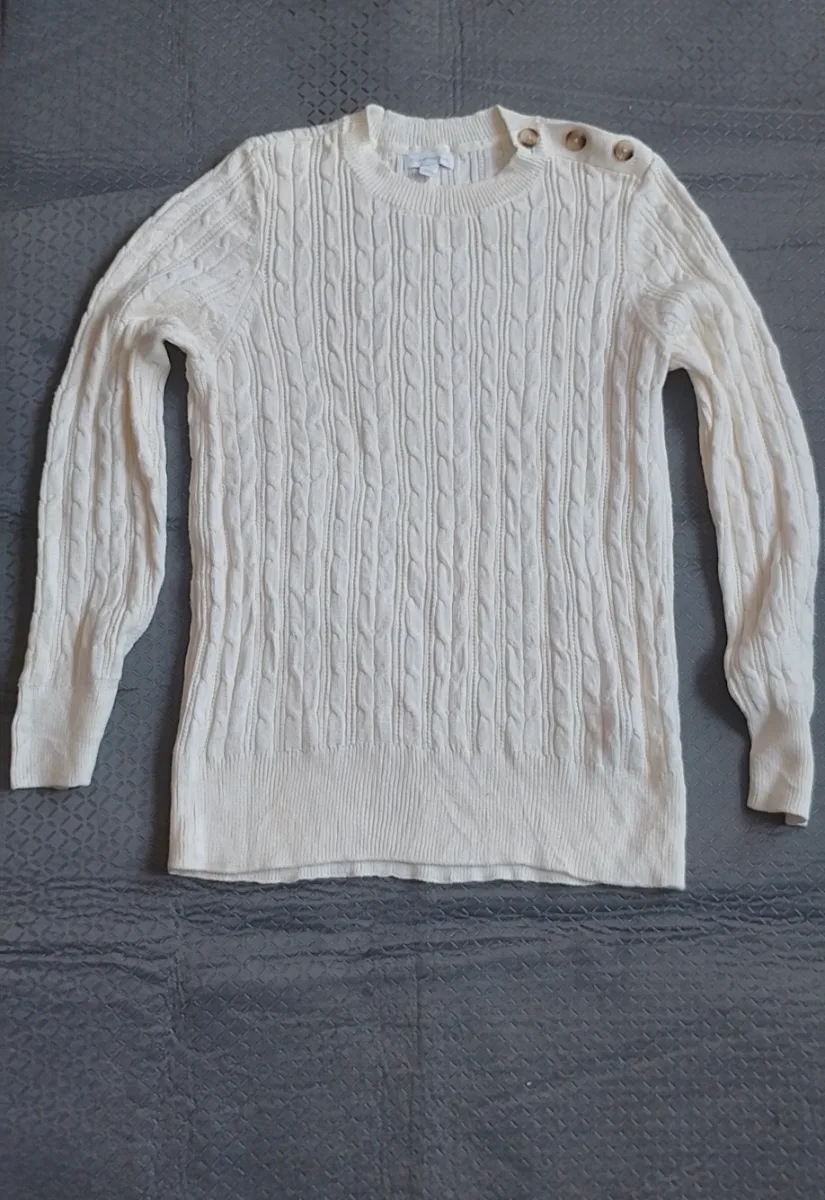 Sweater top 1