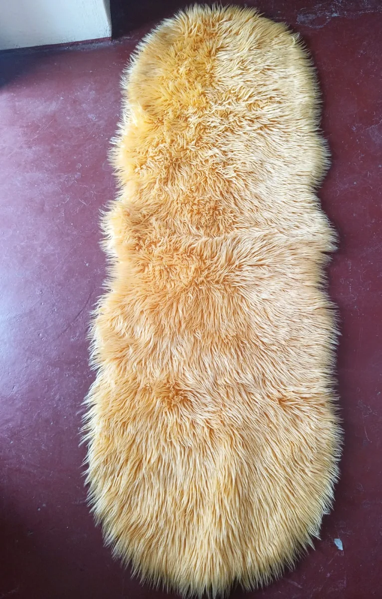Fluffy bedside Wollen Mat 2