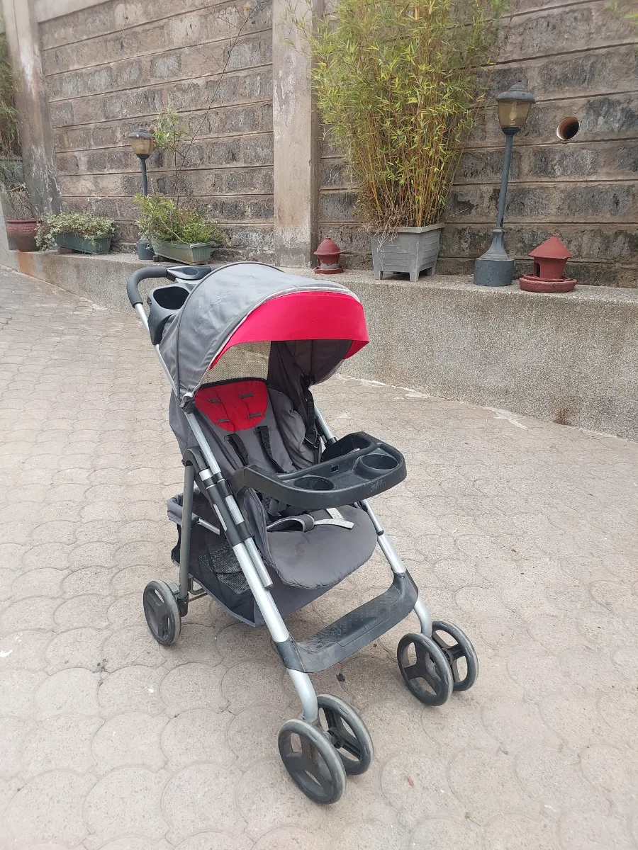 Evensflo stroller, car seat and base 3