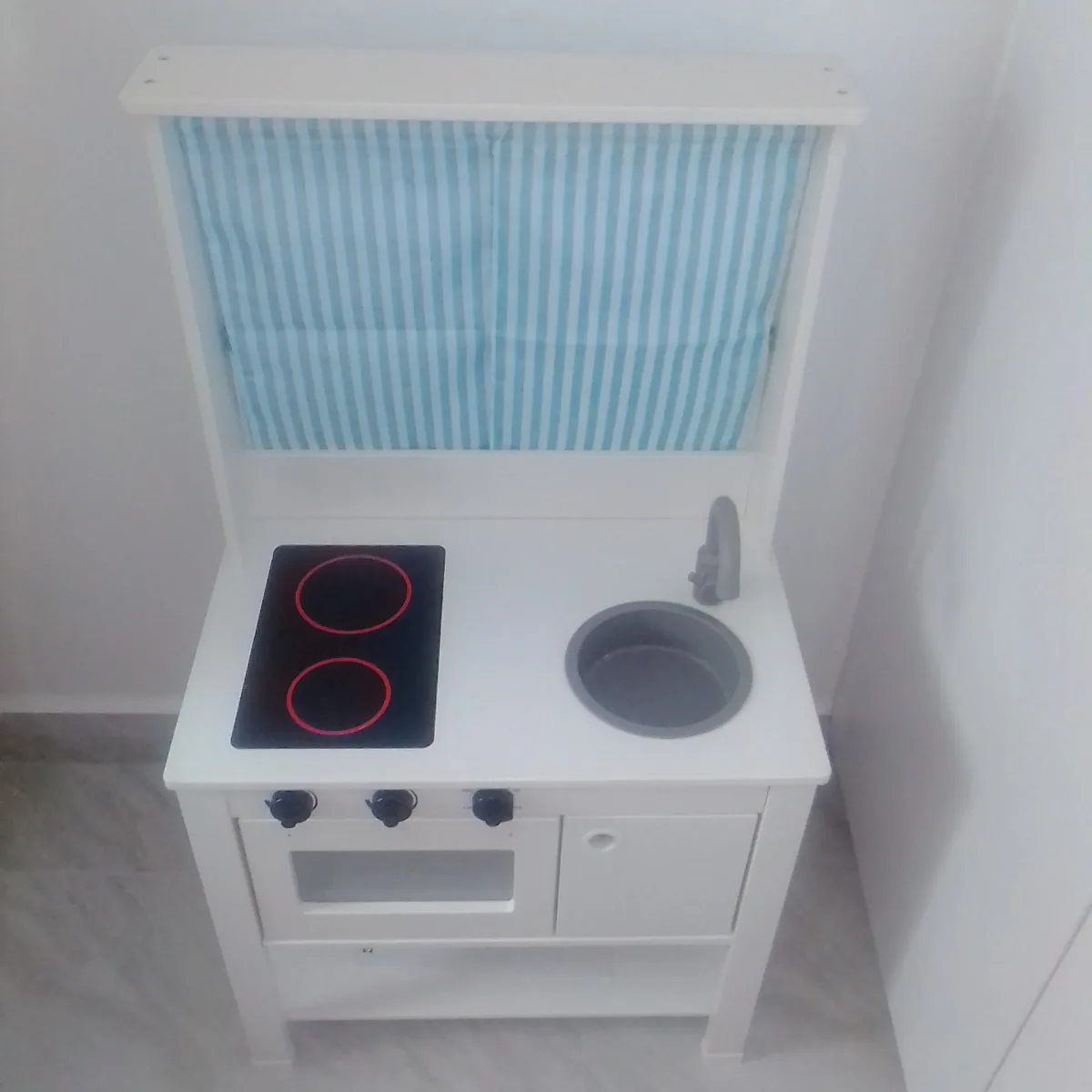 Play Kitchen by IKEA 4