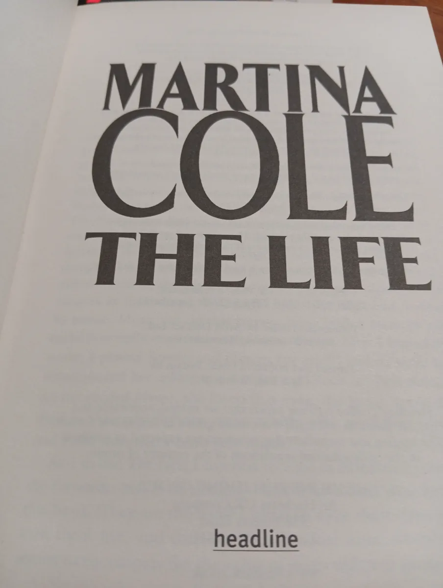 📚 The Life – Martina Cole (Hardcover)
