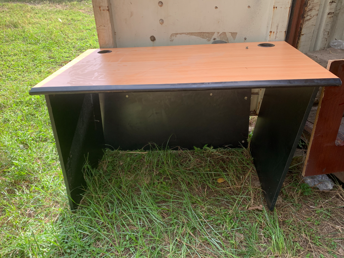 Office table