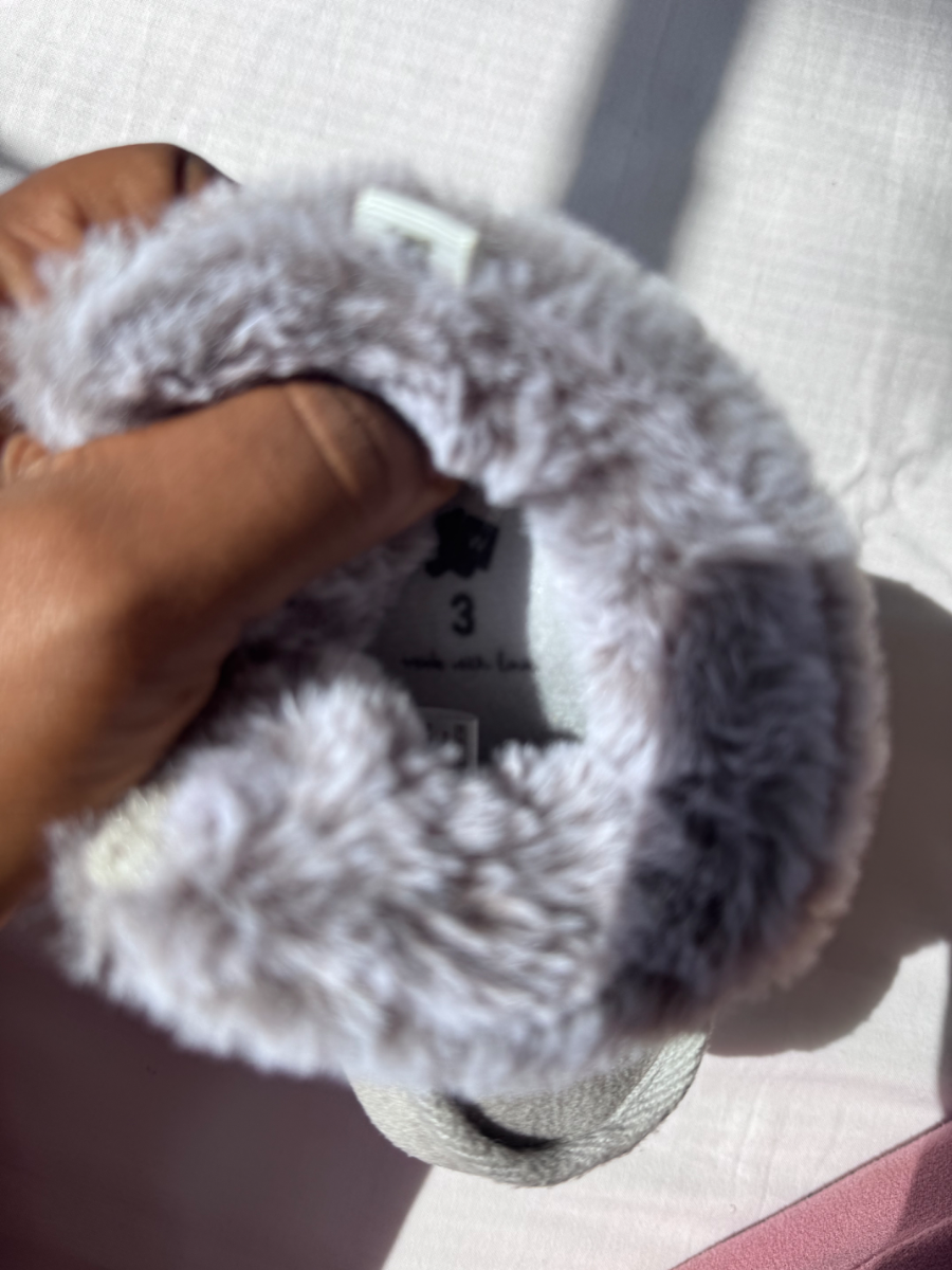 Furry baby booties 3