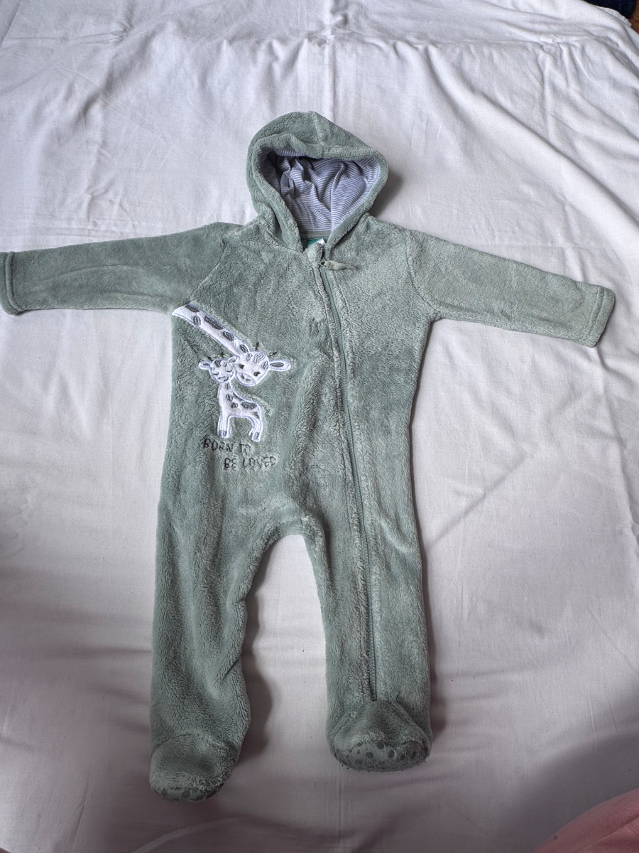 🦒 Ackermans Baby Fleece Hooded Romper – 3–6 Months 1