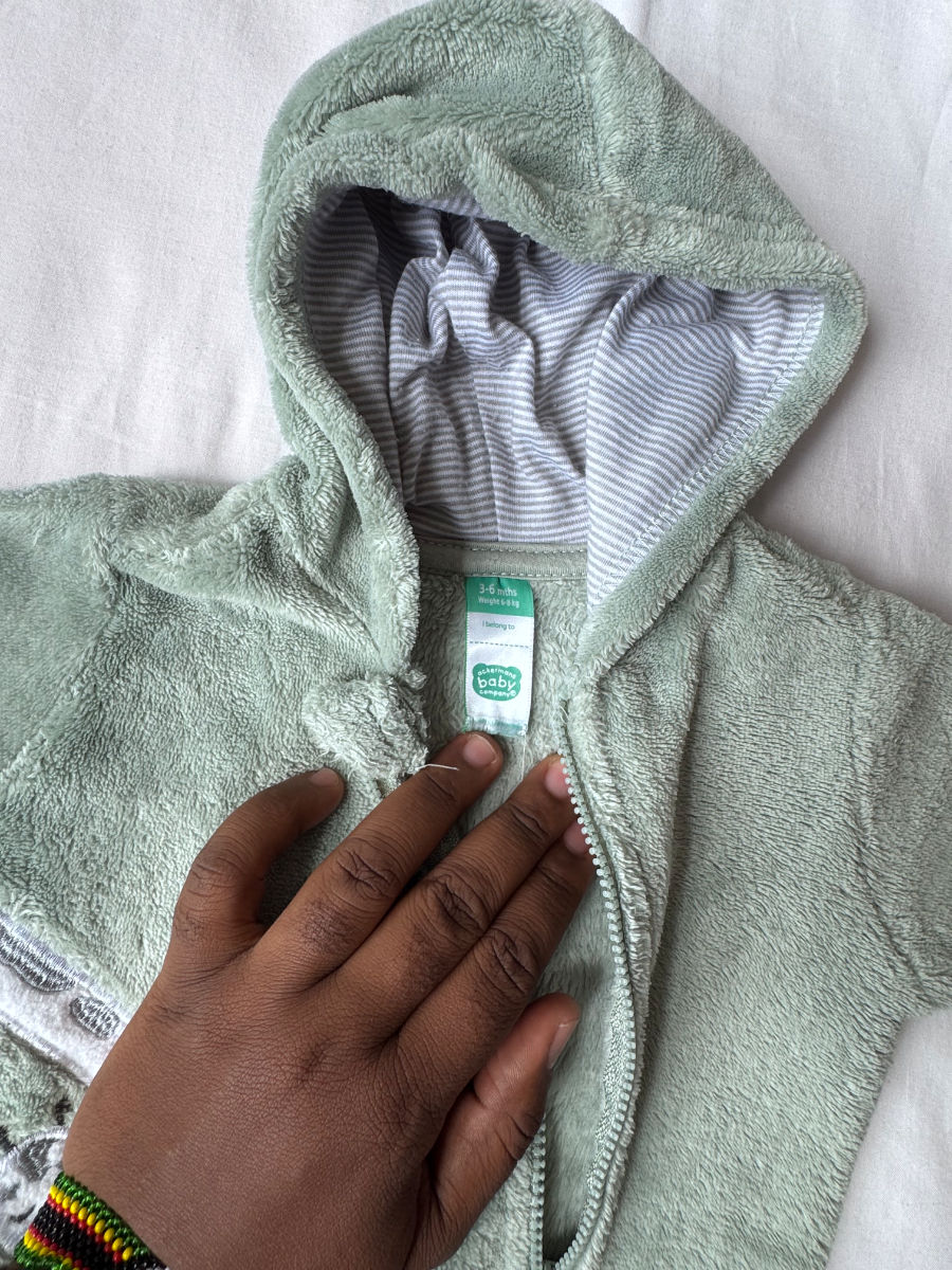 🦒 Ackermans Baby Fleece Hooded Romper – 3–6 Months 2