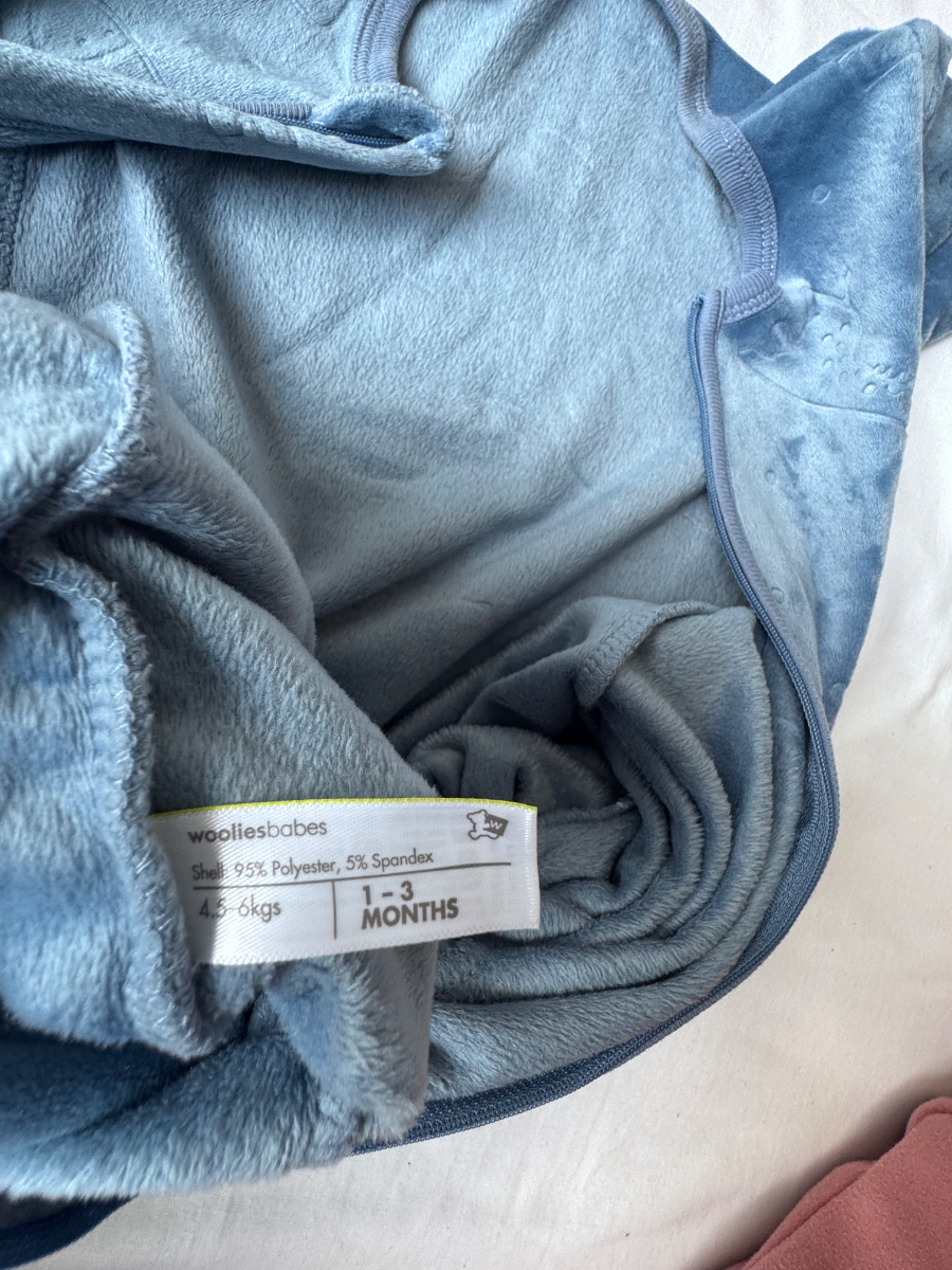 🦕 Woolies Babes Fleece Footed Romper – 1–3 Months 2