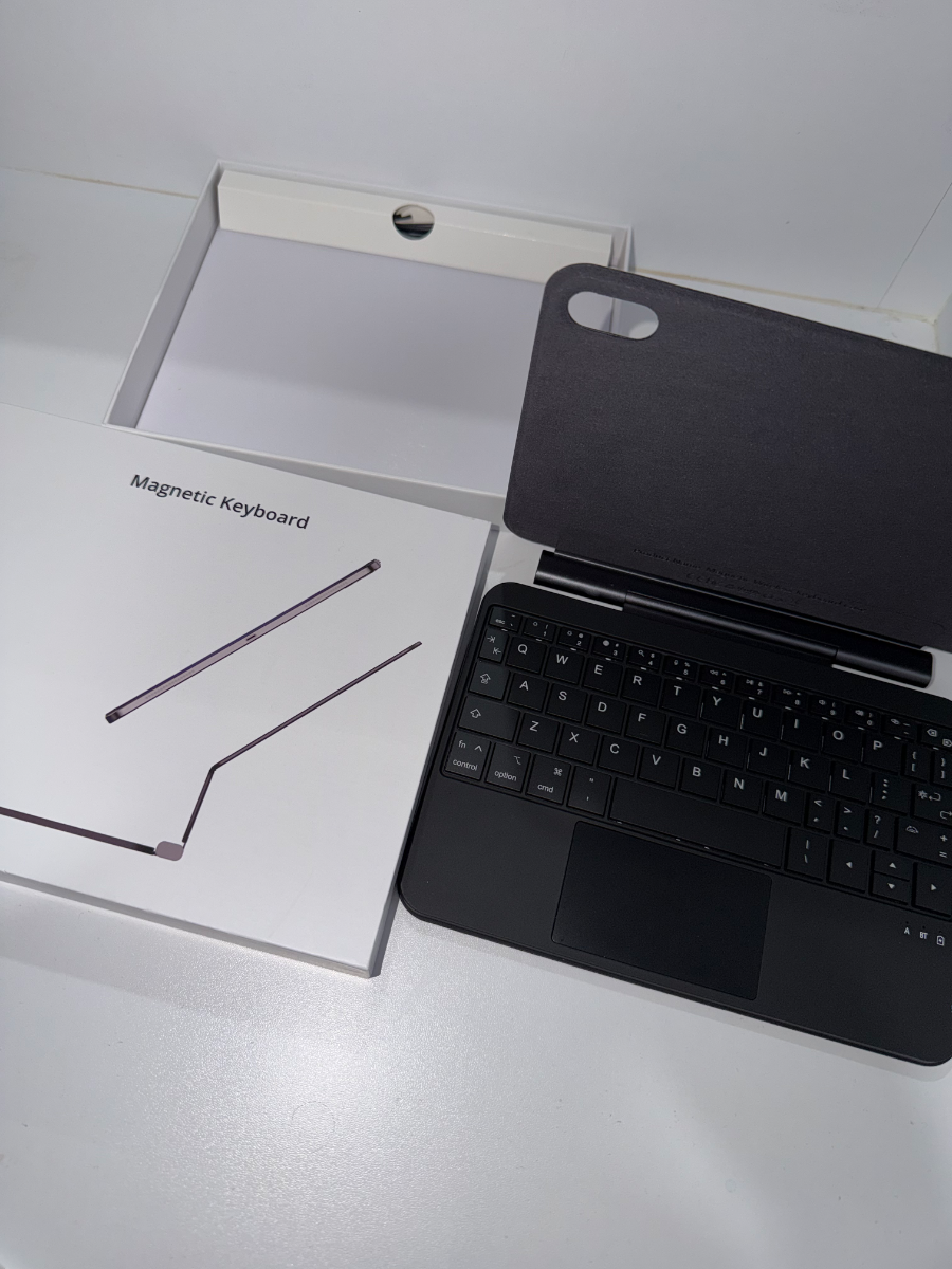 iPad mini keyboard with trackpad 1
