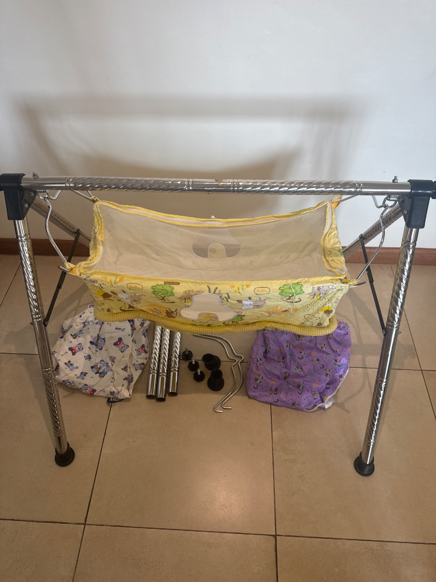 Baby swing 1