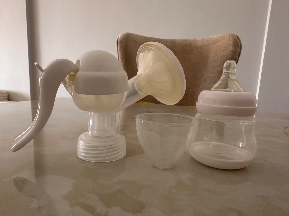 Manual Breast Pump 2