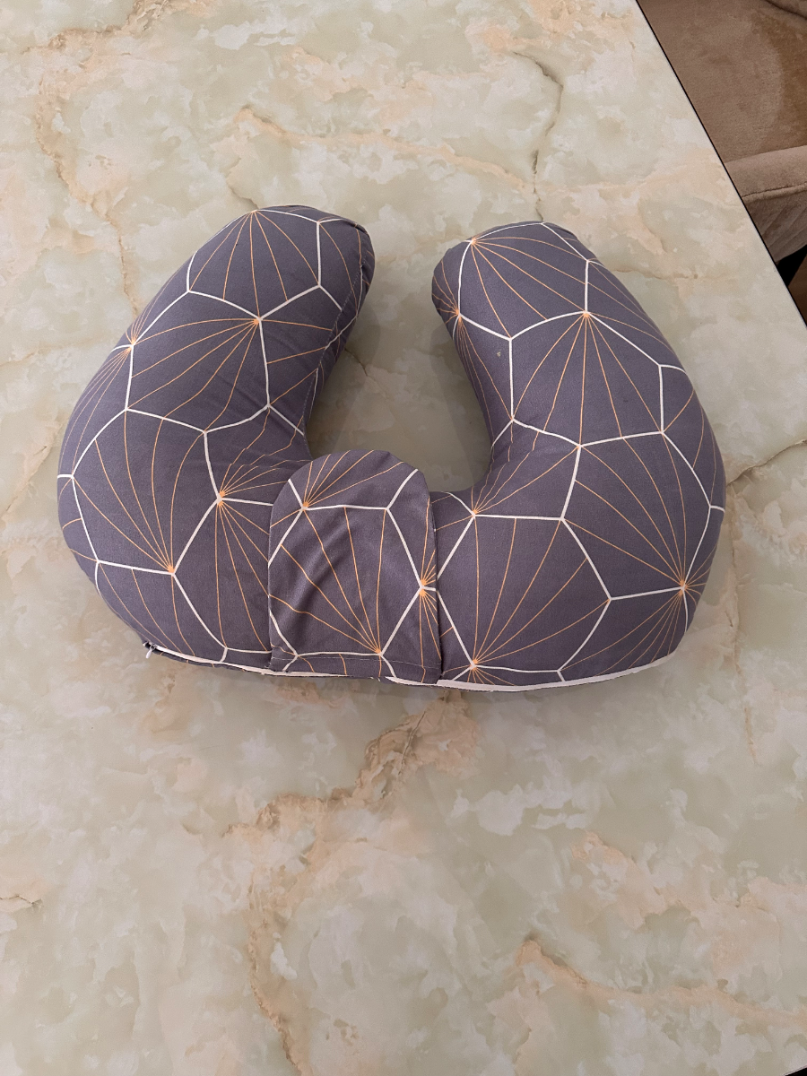 Nursing Pillow 1