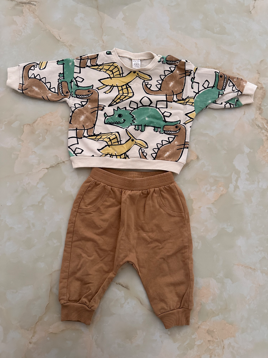 Sweatshirt and Sweatpants Set 2