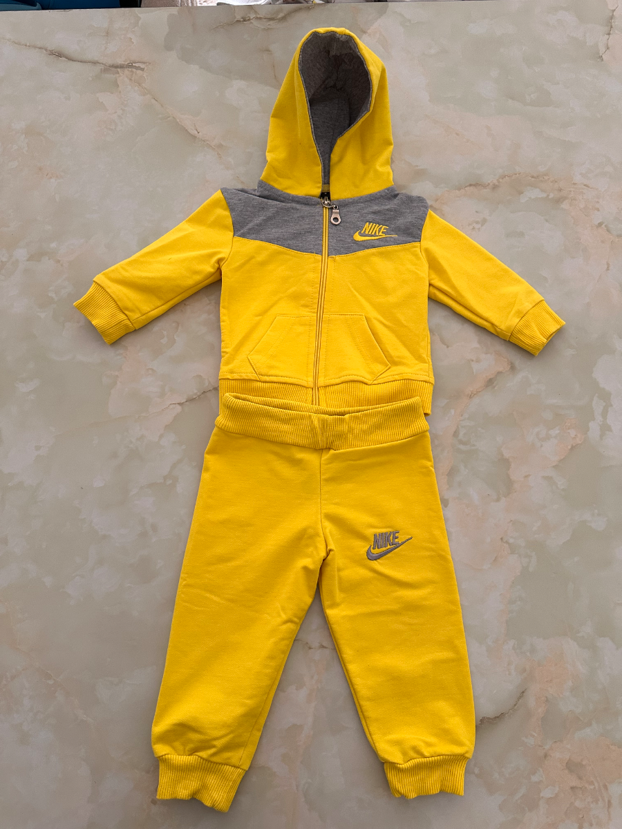 Nike Hooded Tracksuit Set 2