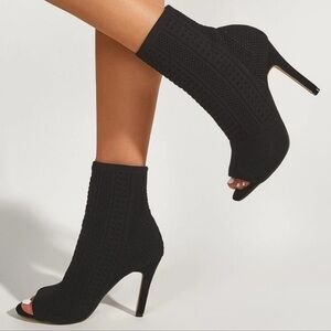 Aldo Peep toe ankle boots UK40 3