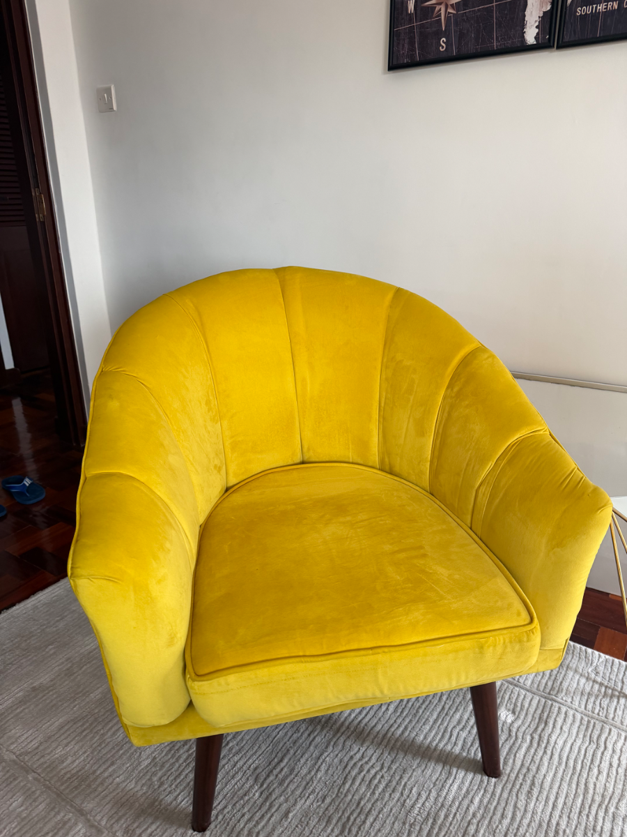 Mustard Yellow Velvet Scallop Shell Accent Chair 1