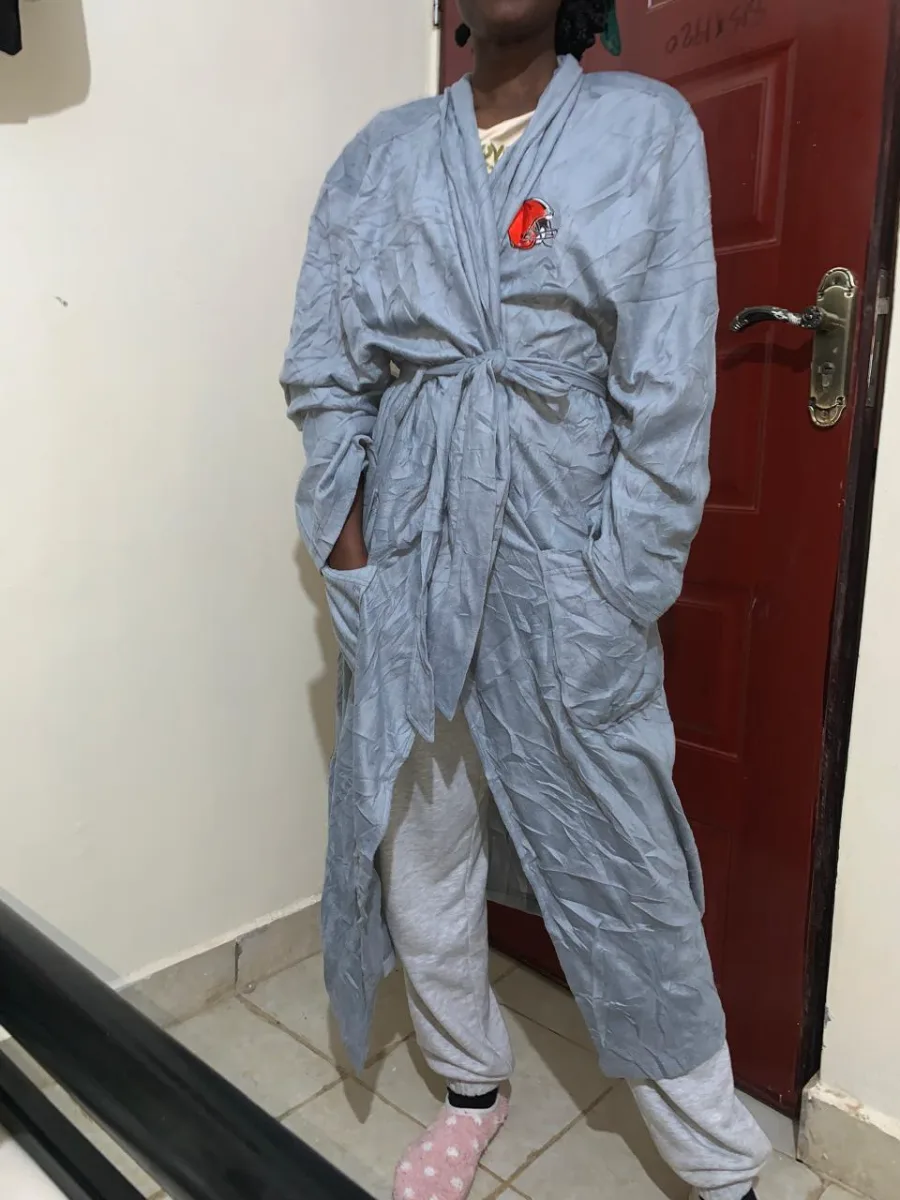Adult light bathrobe 1