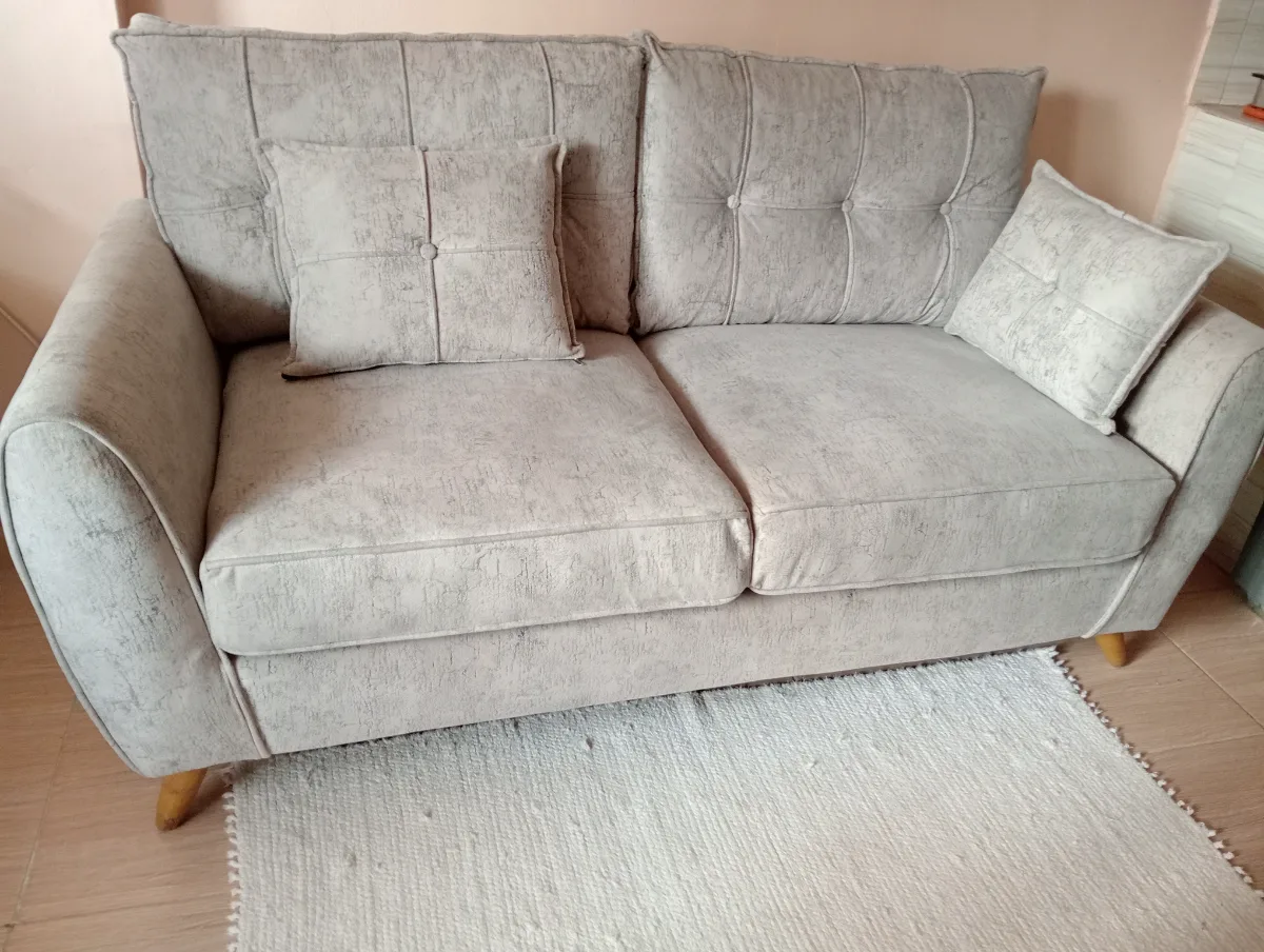 Sofa, butterfly couch 1