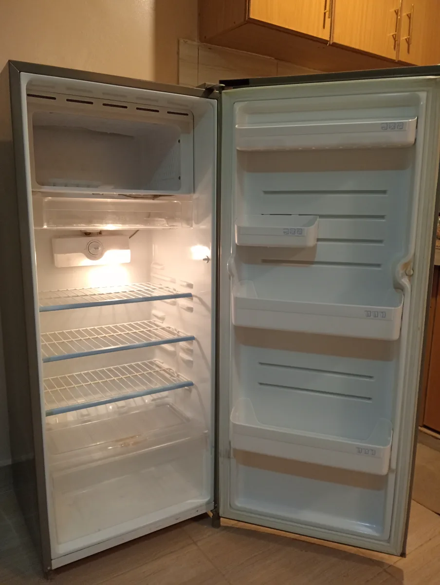 Grey,LG fridge 251litres 1