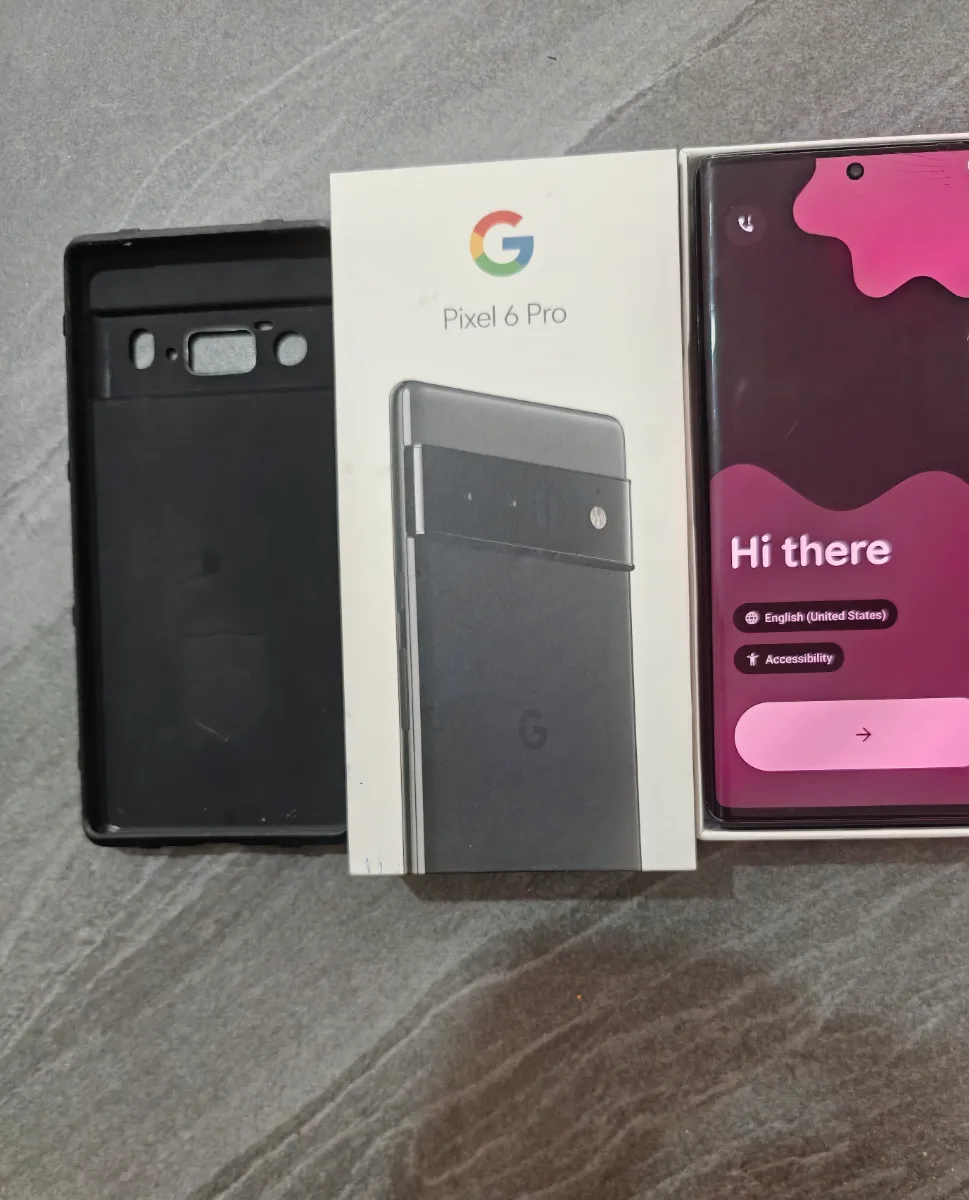 Pixel 6 pro (cracked screen, working fine) 1
