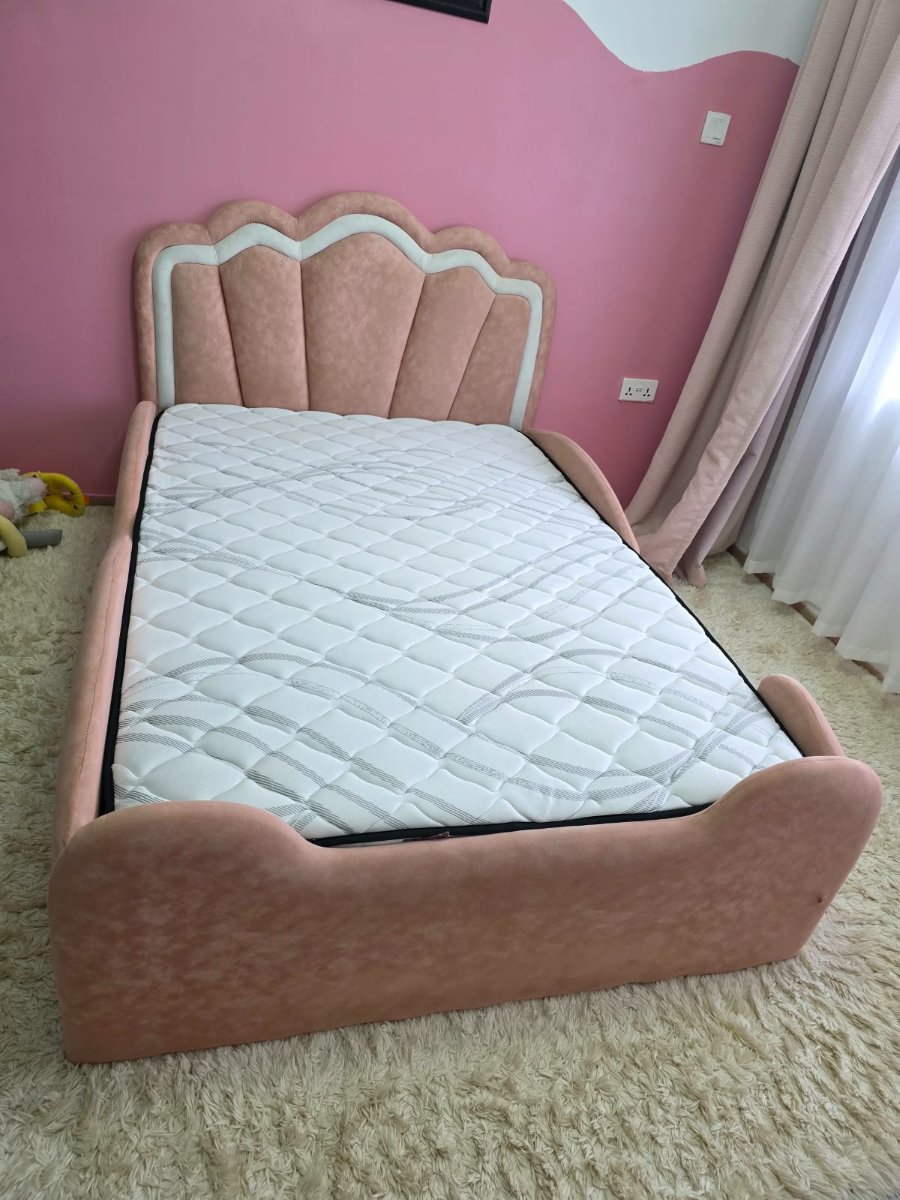A cute 4 by 6 girly bed 1