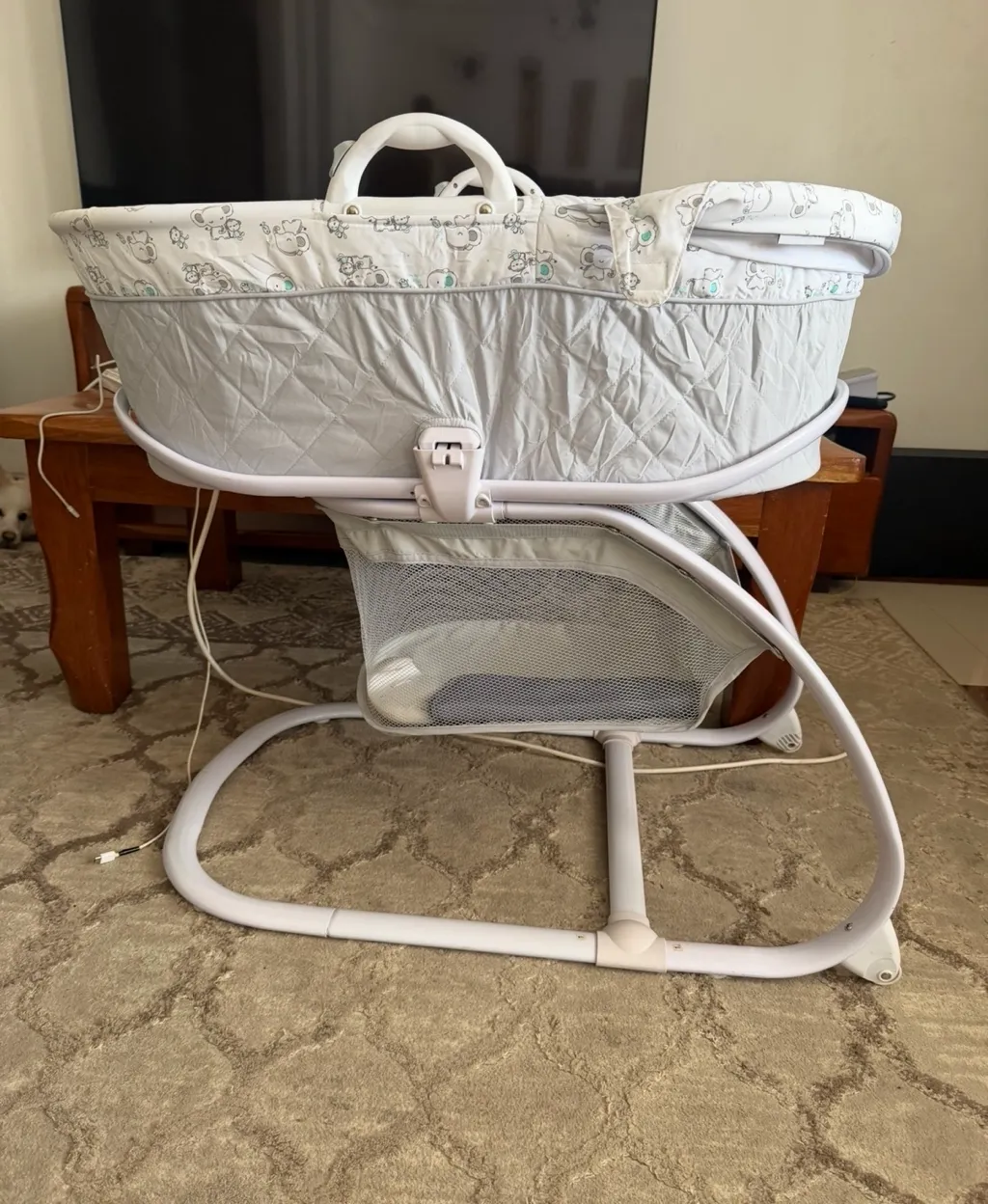 Moses Basket Cot 1