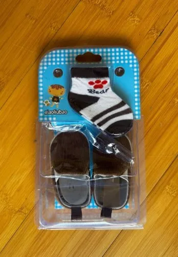 Baby Boy Crib Shoes and Socks (pre-walkers) 1