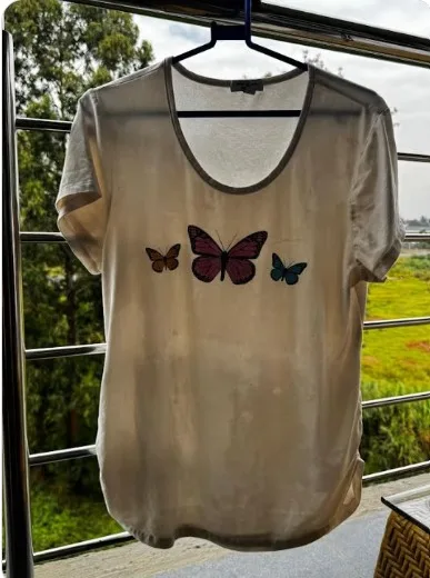 Ruby & Leo Butterfly Print Maternity Shirt (Size XL, Used) 1