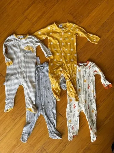 Gerber Assorted Long-Sleeve Zippered Sleepers (4-Pack, 0-3M) 1