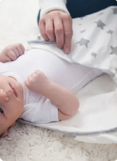 Little Seeds Organic Cotton Swaddle Blankets with Clouds (Gently Used) 3