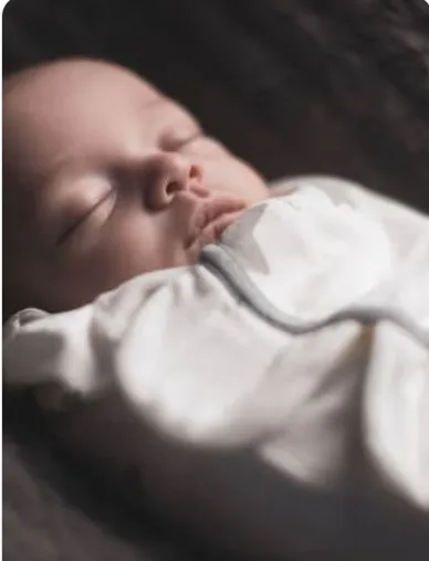 Little Seeds Organic Cotton Swaddle Blankets with Clouds (Gently Used) 4