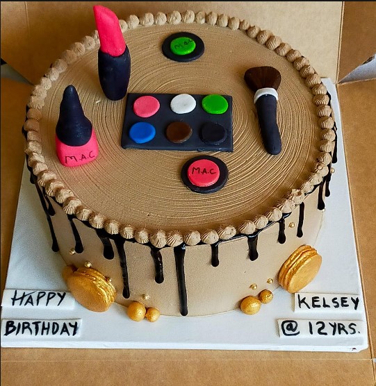 Chocolate and Caramel Pre-Teen & Teens Themed Cake