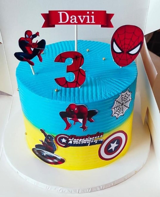 Tabie's Cakes Vanilla & Blueberry Boys Cake