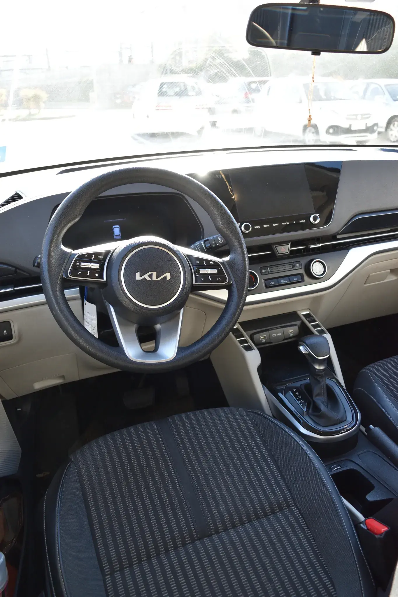 Kia Carens EX 1.4 Turbo 2023 — foto 10