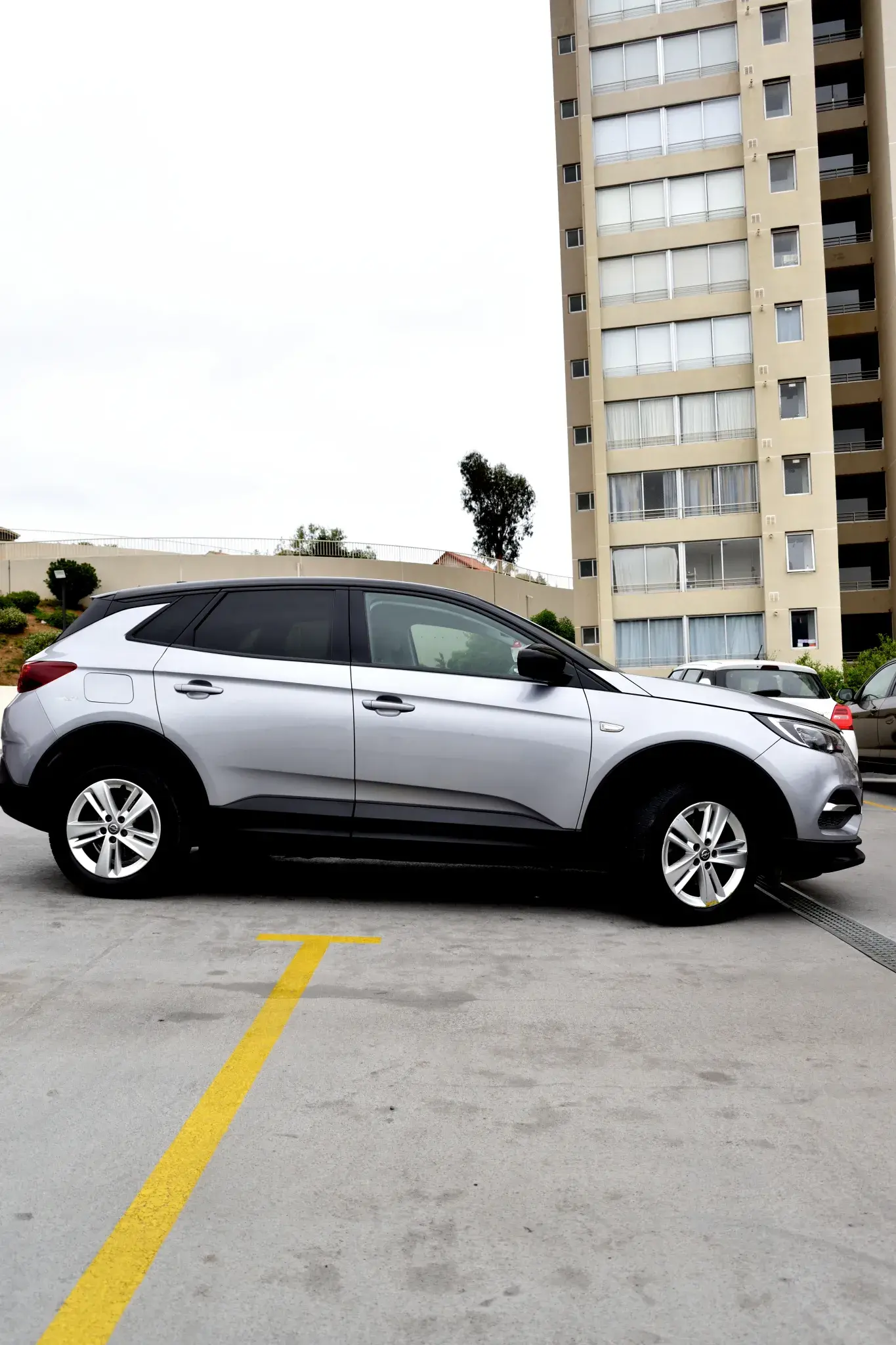 Opel Grandland 1.6T 2021 — foto 12