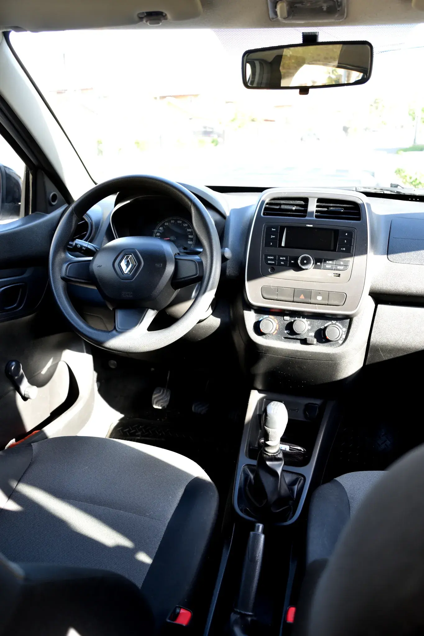 Renault Kwid 1.0 2022 — foto 9