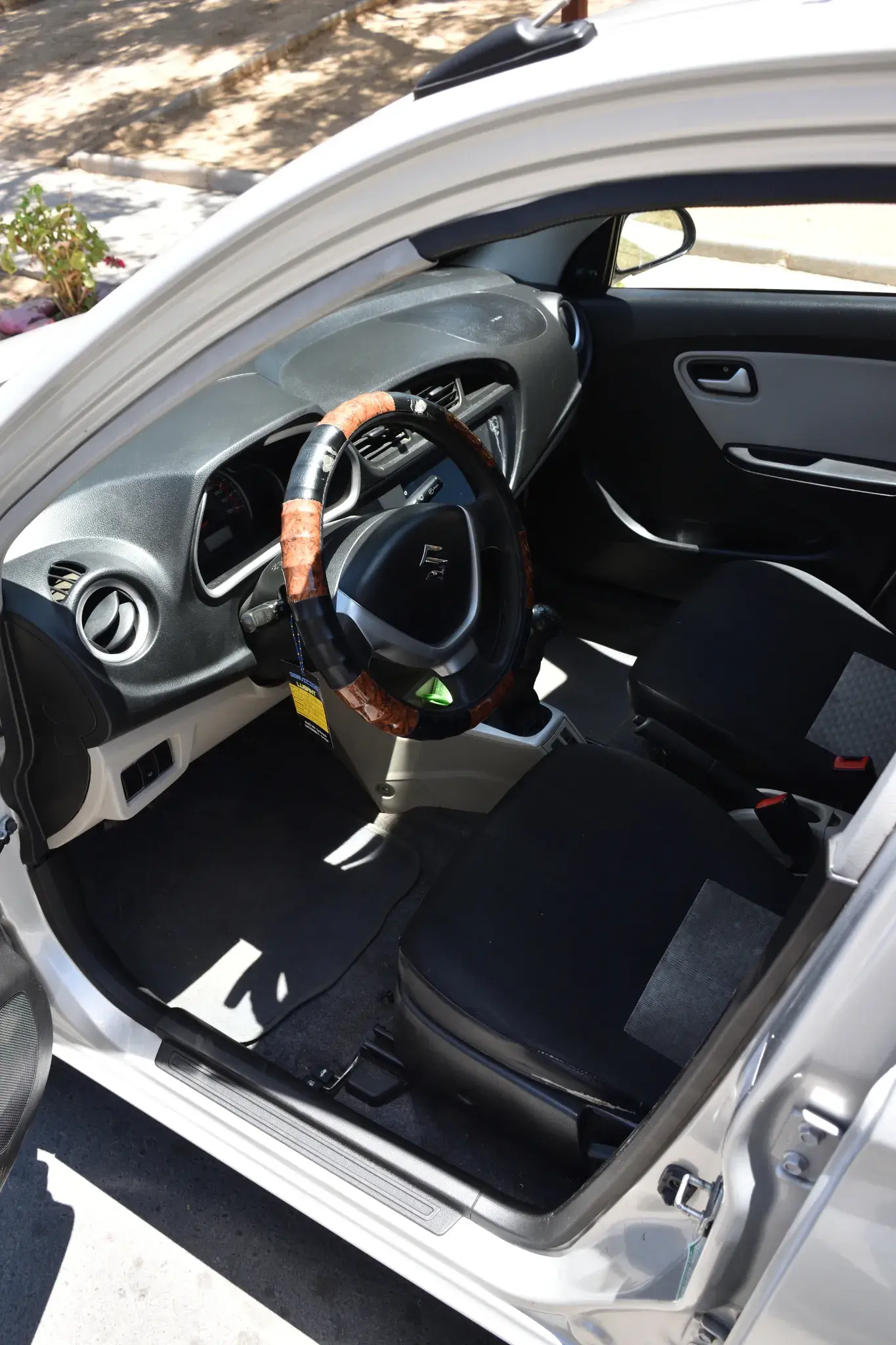 Suzuki Alto GLX 2022 — foto 16