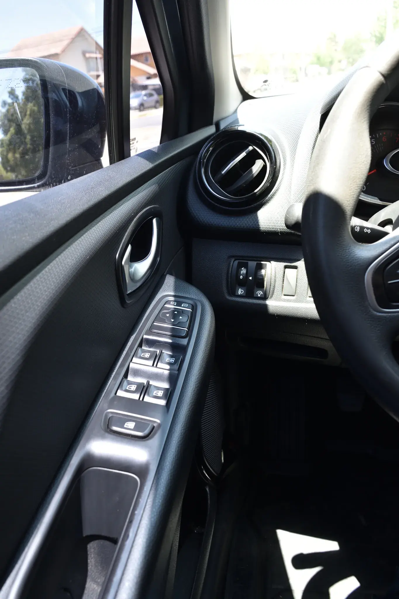 Renault Clio IV 2019 — foto 7