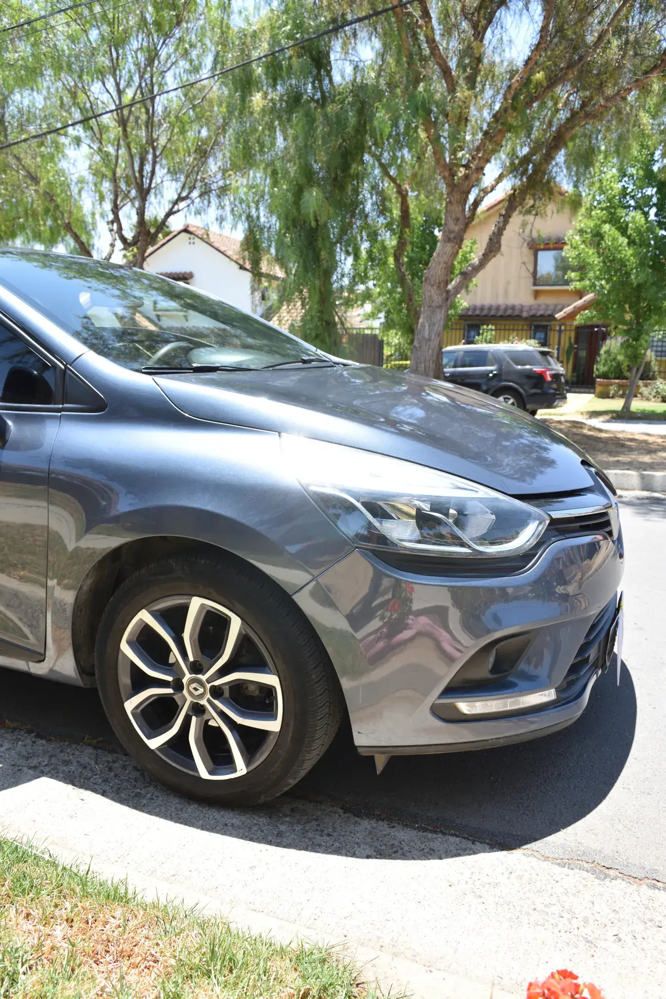 Renault Clio IV 2019 — foto 14