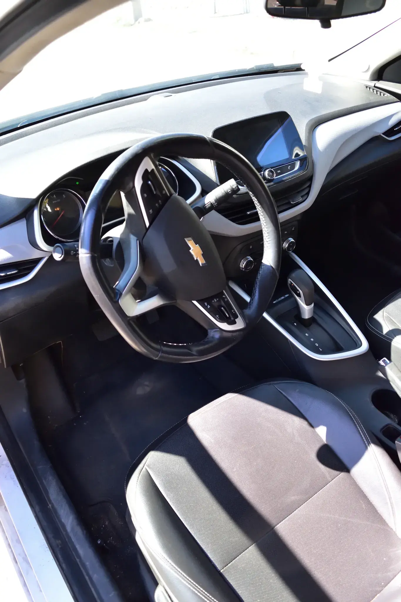 Foto de Chevrolet Onix 1.0T