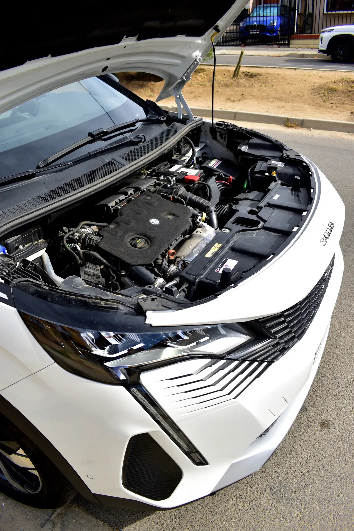 Foto de Peugeot 3008 1.5 Allure Aut