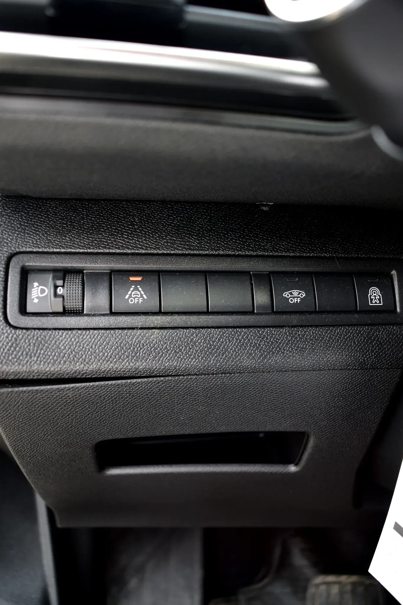 Foto de Peugeot 3008 1.5 Allure Aut