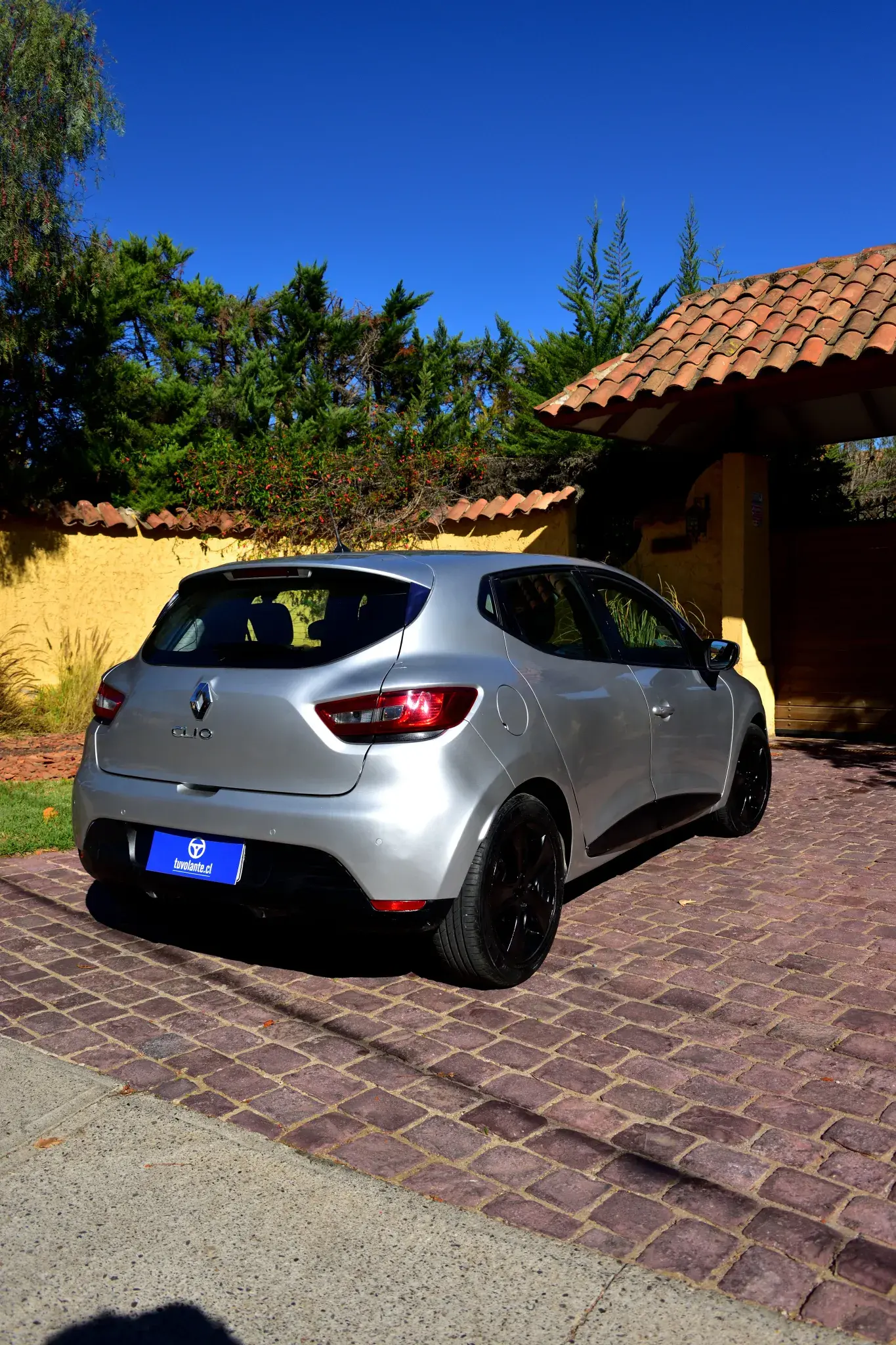 Renault Clio 1.2 Expression 2017 — foto 7